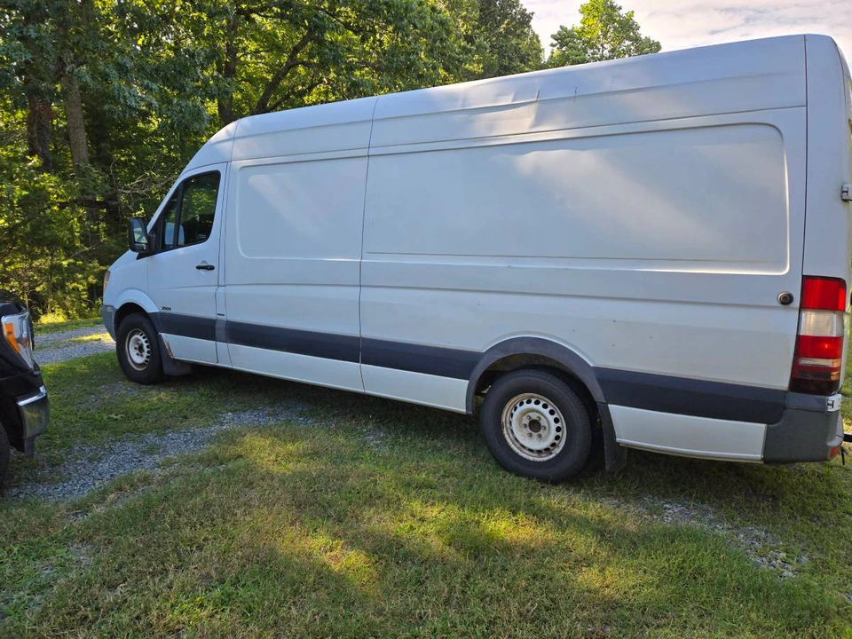2011 Mercedes-Benz NCV3 Sprinter - Image 2 of 12