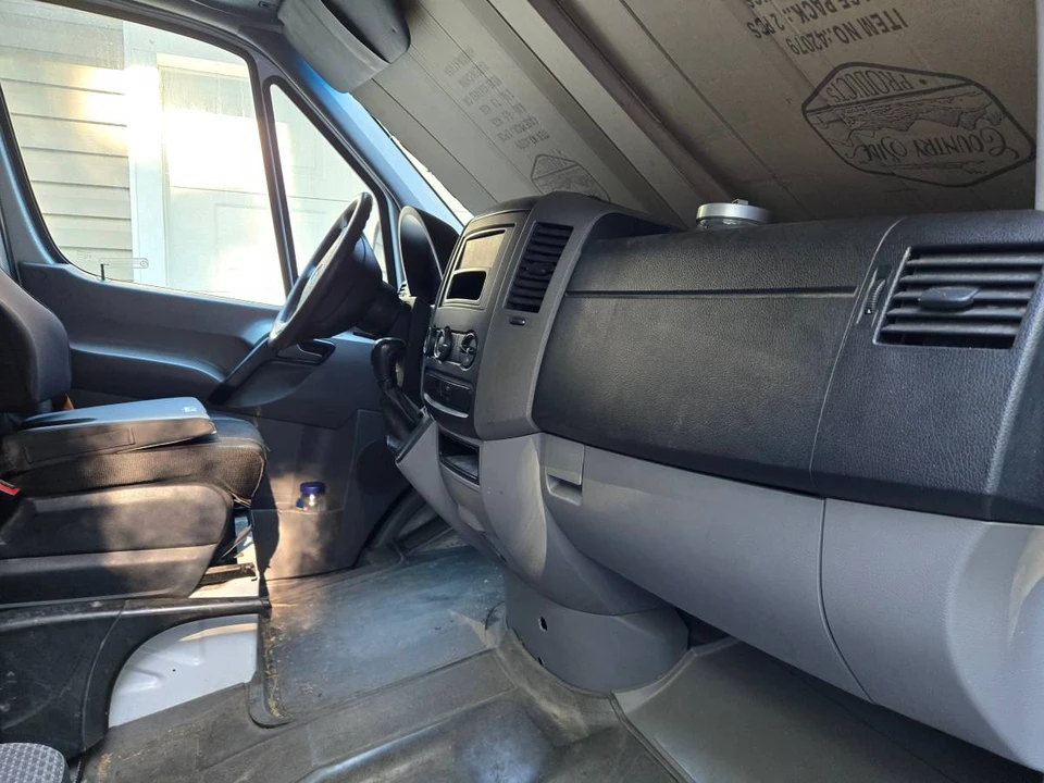 2011 Mercedes-Benz NCV3 Sprinter - Image 9 of 12
