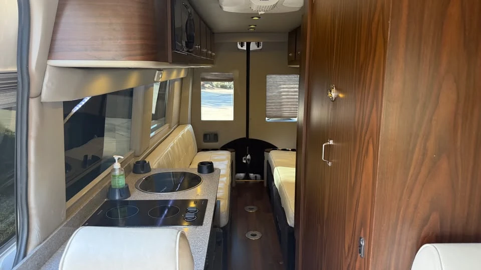 2011 Mercedes-Benz NCV3 Sprinter - Image 4 of 6