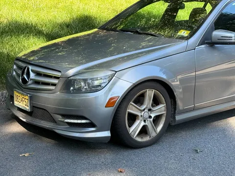 2011 Mercedes-Benz C300