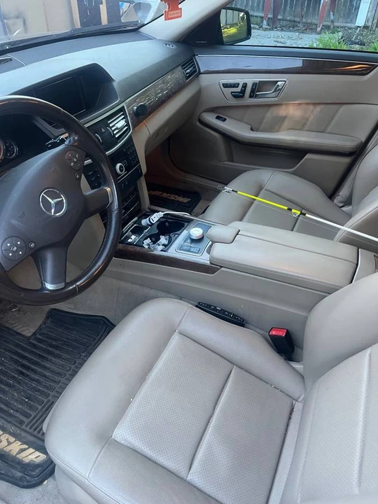 2011 Mercedes-Benz W212 E-Class - Image 9 of 10