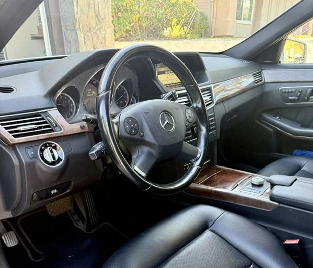 2011 Mercedes-Benz W212 E-Class - Image 4 of 4