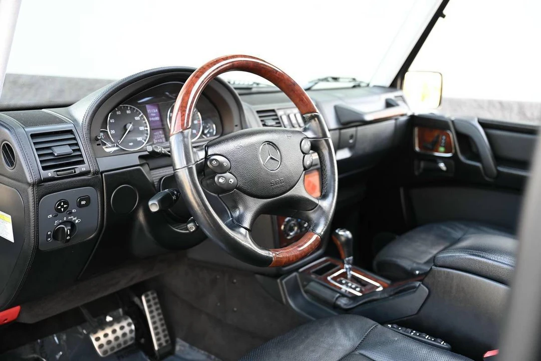 2011 Mercedes-Benz W463 G-Class - Image 5 of 12
