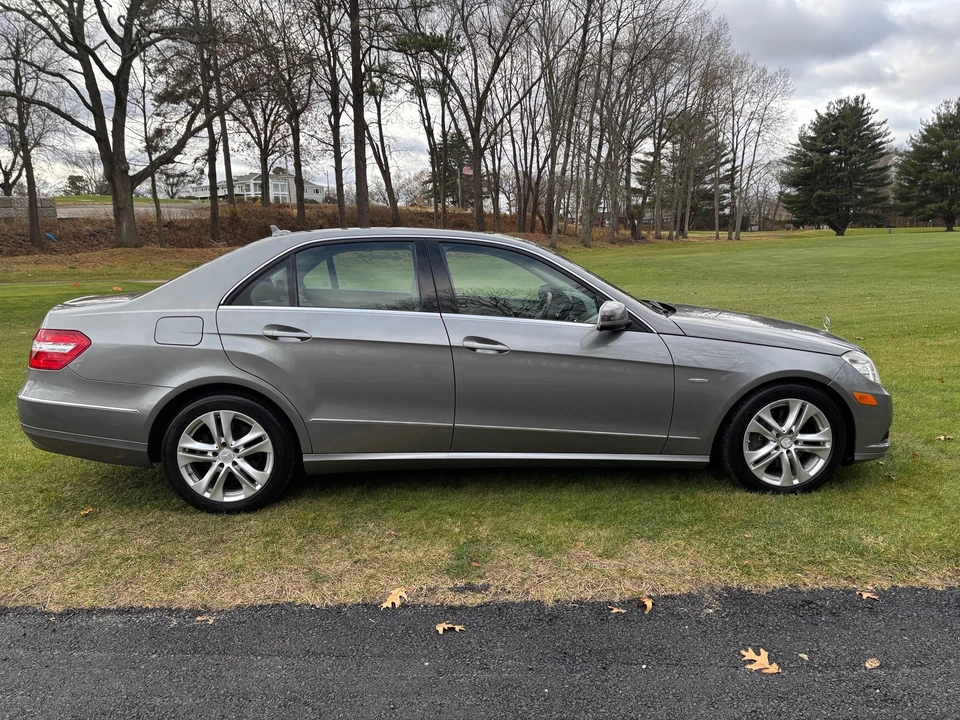 2011 Mercedes-Benz - Image 5 of 21