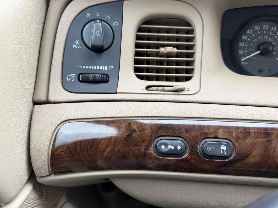 2011 Mercury Grand Marquis - Image 7 of 24