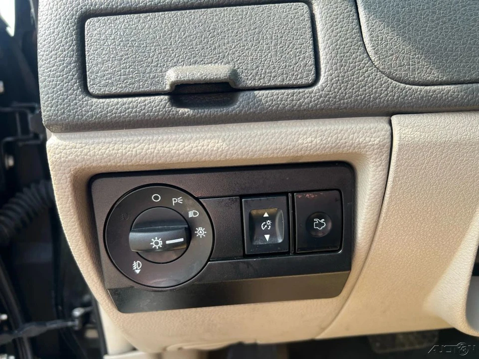 2011 Mercury - Image 16 of 21