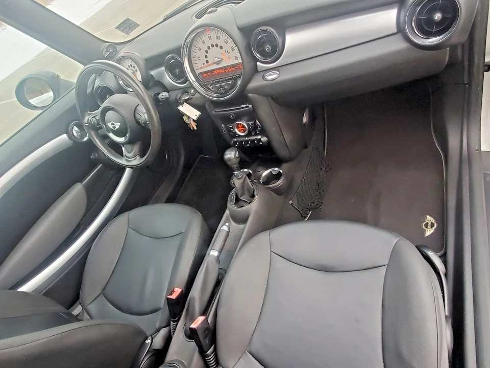 2011 Mini Clubman 1st Gen - Image 12 of 21