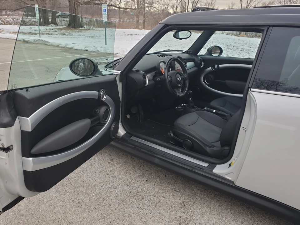 2011 Mini Clubman 1st Gen - Image 10 of 21