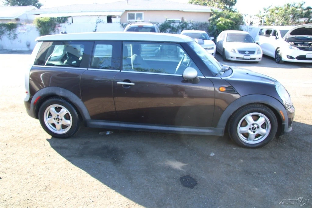 2011 Mini Clubman 1st Gen - Image 7 of 21