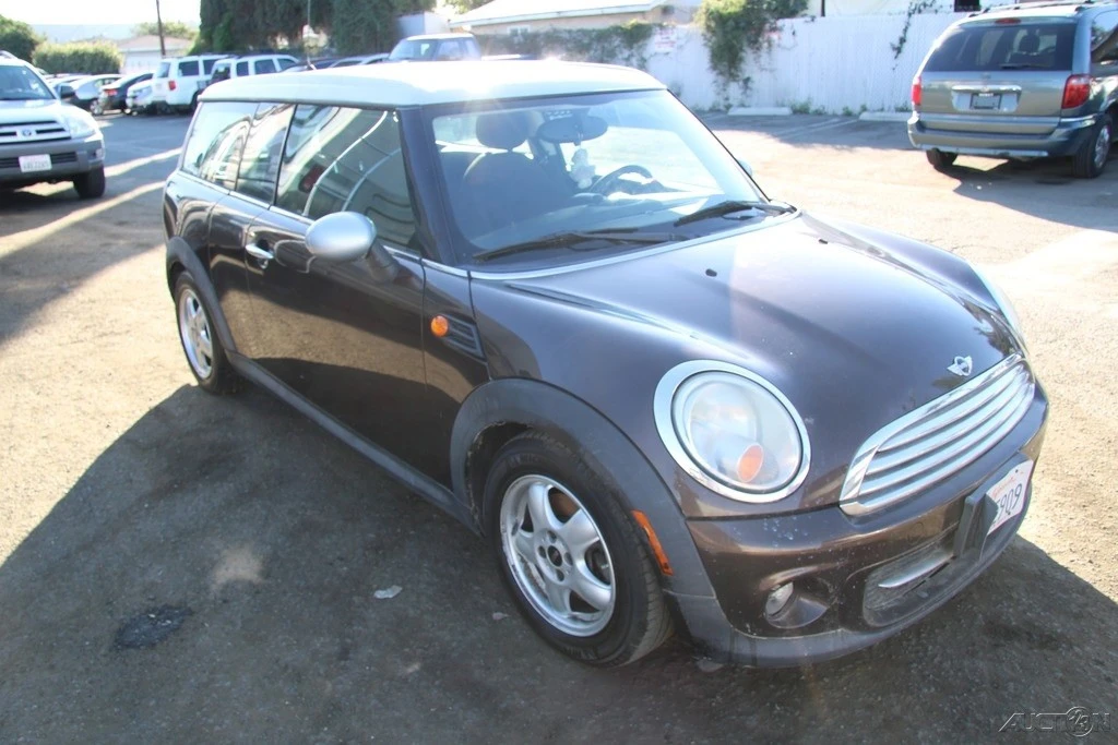 2011 Mini Clubman 1st Gen - Image 8 of 21