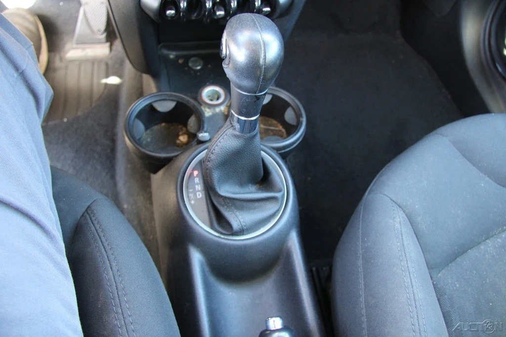 2011 Mini Clubman 1st Gen - Image 17 of 21
