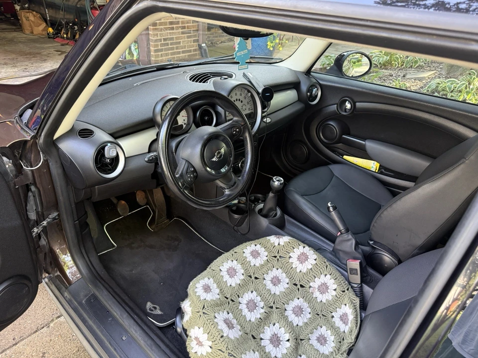 2011 Mini Clubman 1st Gen - Image 8 of 14