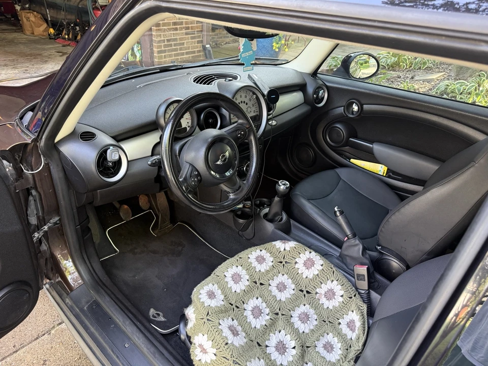 2011 Mini Clubman 1st Gen - Image 6 of 8