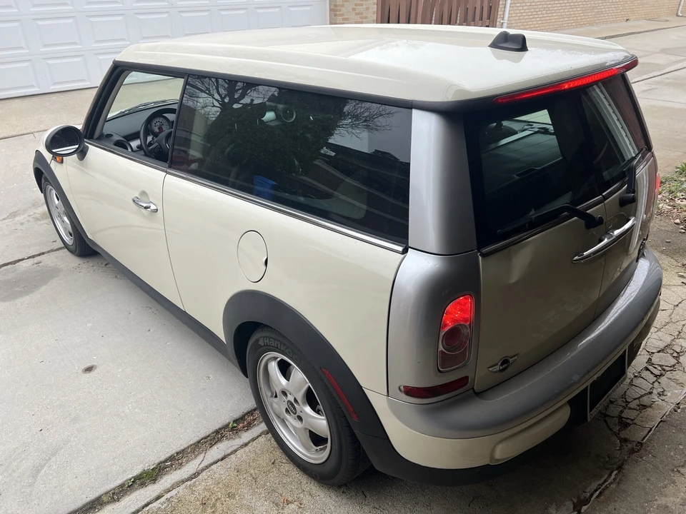 2011 Mini Clubman 1st Gen - Image 11 of 19
