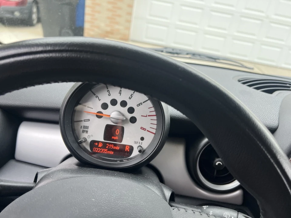 2011 Mini Clubman 1st Gen - Image 13 of 19