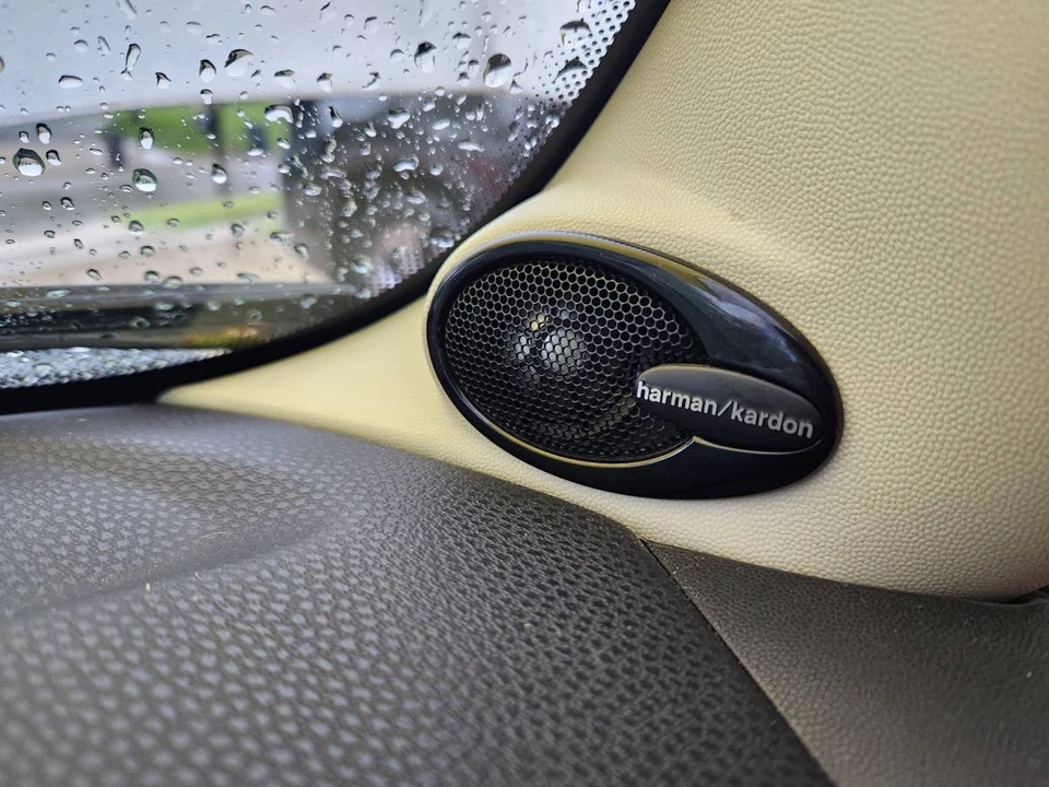 2011 Mini Clubman 1st Gen - Image 11 of 17