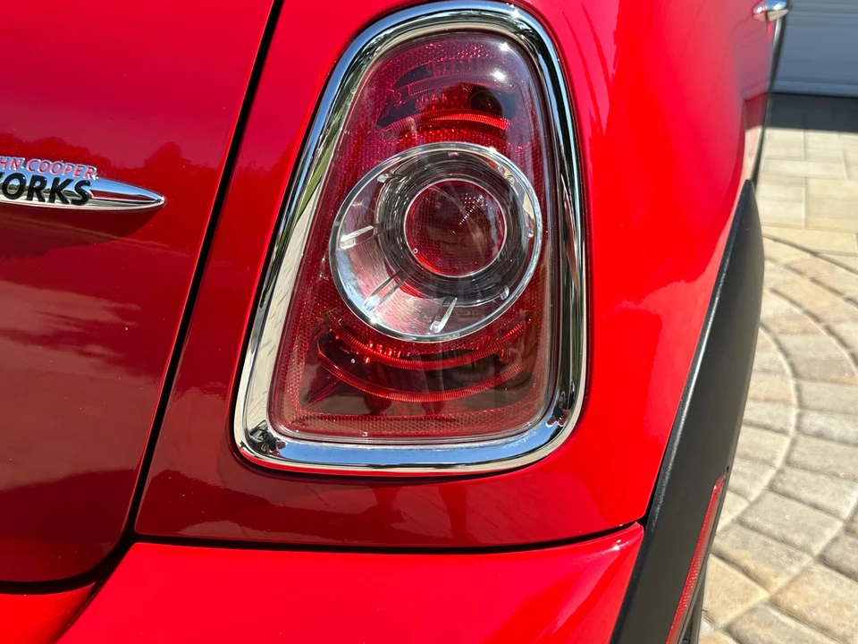 2011 Mini Mini John Cooper Works 2nd Gen - Image 17 of 31