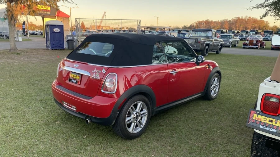 2011 Mini Mini 2nd Gen - Image 2 of 5