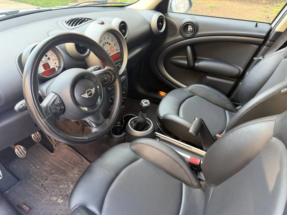 2011 Mini Countryman 1st Gen - Image 11 of 16