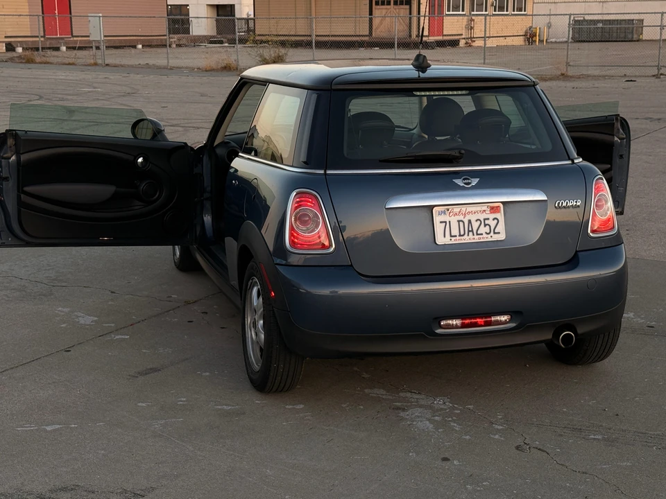 2011 Mini Mini 2nd Gen - Image 17 of 31