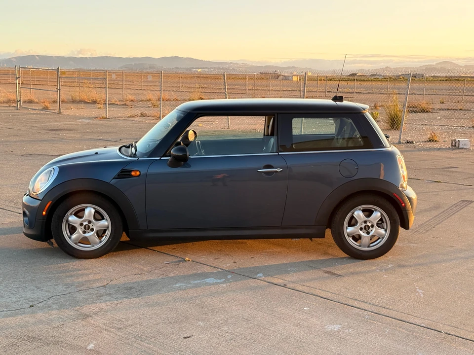 2011 Mini Mini 2nd Gen - Image 9 of 31