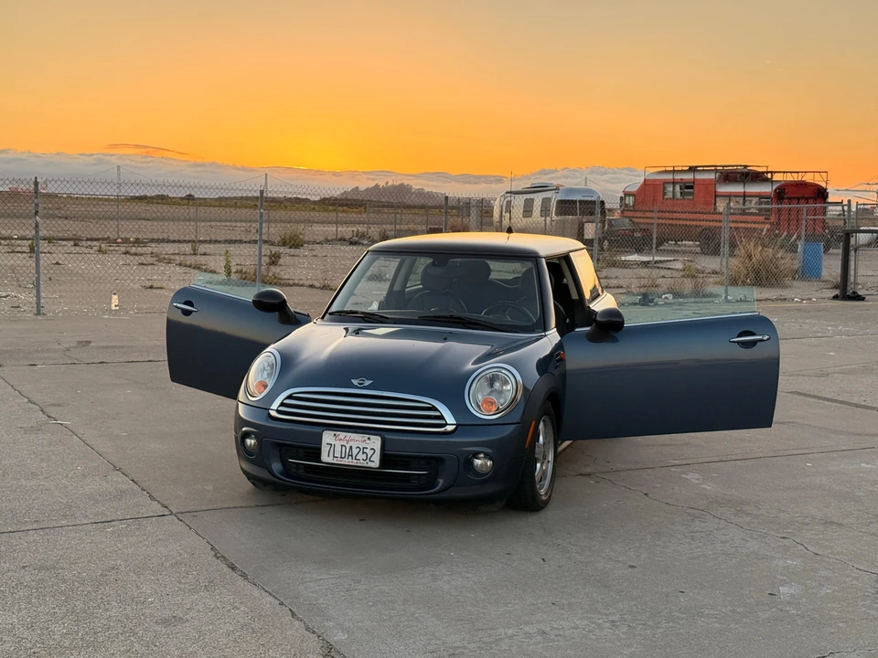 2011 Mini Mini 2nd Gen - Image 16 of 31