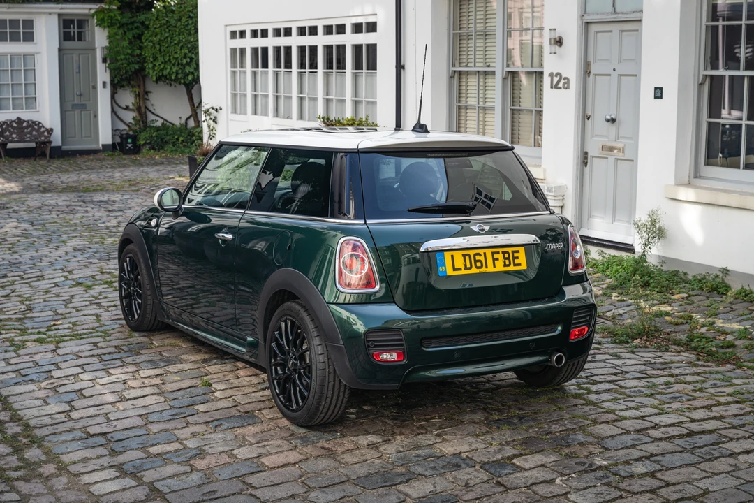 2011 Mini Mini John Cooper Works 2nd Gen - Image 7 of 31