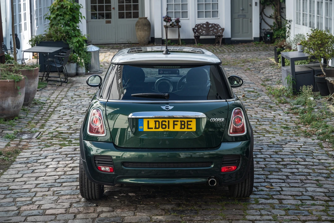 2011 Mini Mini John Cooper Works 2nd Gen - Image 16 of 31