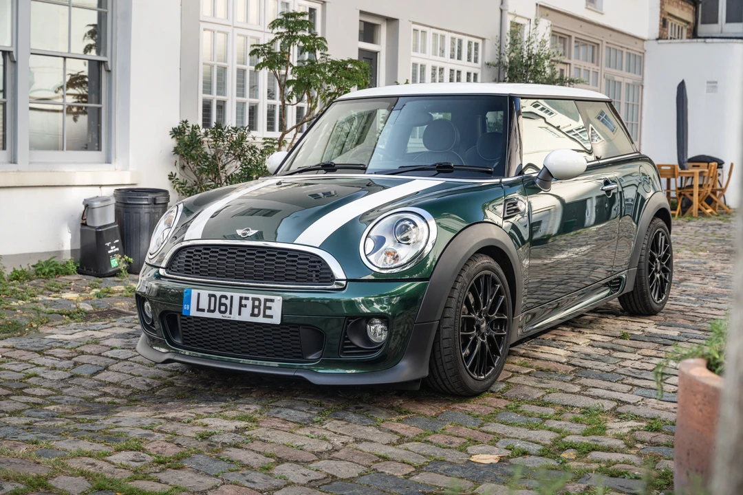 2011 Mini Mini John Cooper Works 2nd Gen - Image 17 of 31