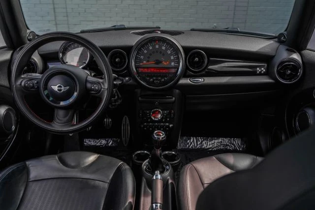 2011 Mini Mini John Cooper Works 2nd Gen - Image 13 of 28