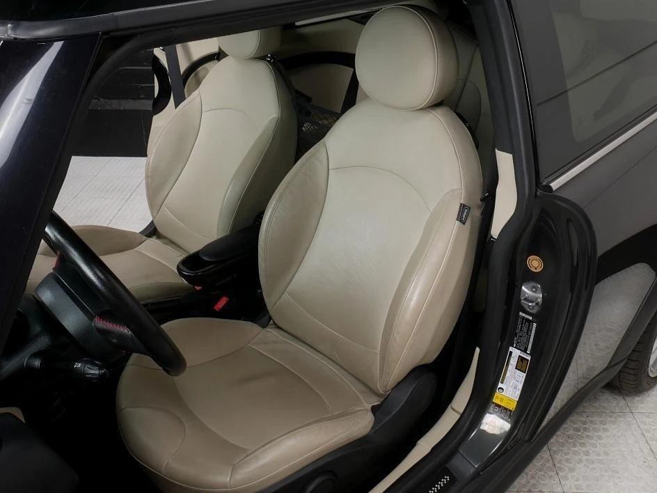 2011 Mini Mini John Cooper Works 2nd Gen - Image 22 of 31