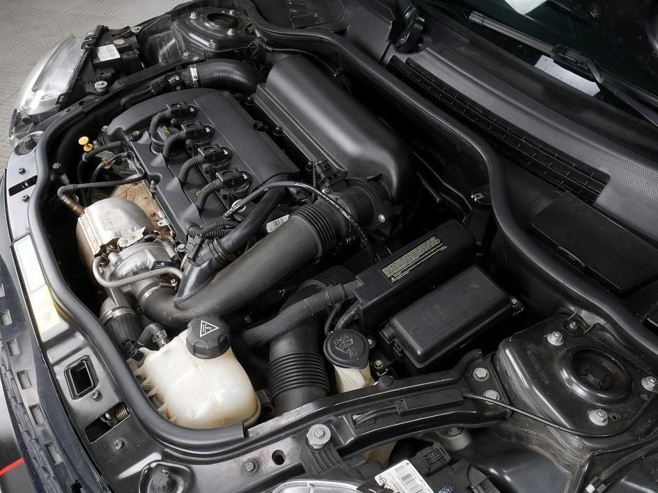 2011 Mini Mini John Cooper Works 2nd Gen - Image 17 of 31