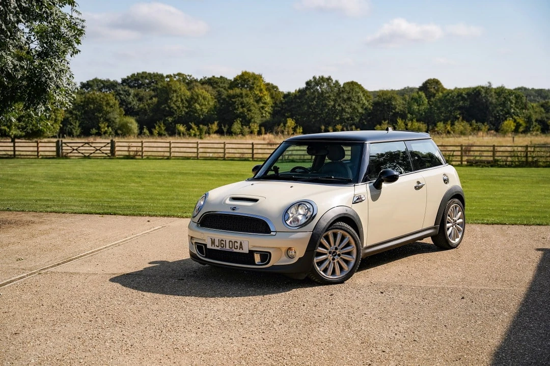 2011 Mini Mini 2nd Gen - Image 8 of 30