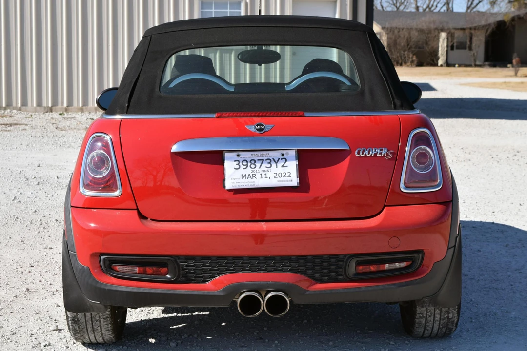 2011 Mini Mini 2nd Gen - Image 5 of 5