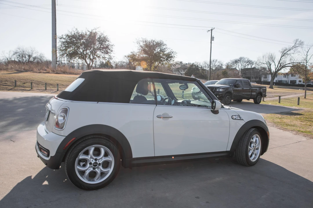2011 Mini Mini 2nd Gen - Image 18 of 31
