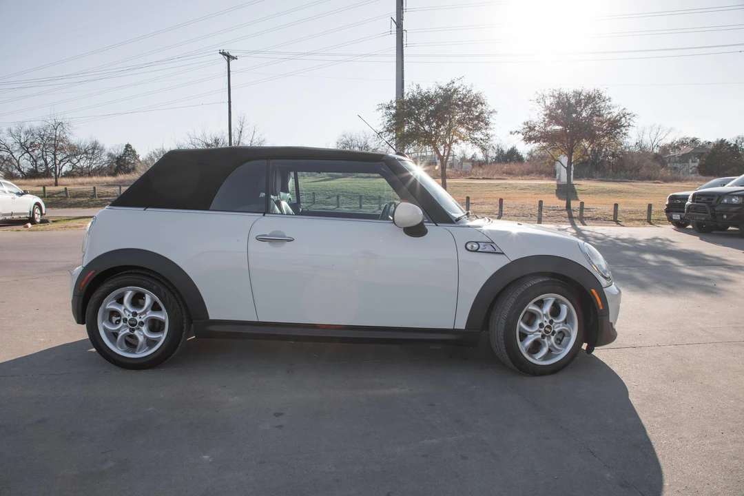 2011 Mini Mini 2nd Gen - Image 19 of 31