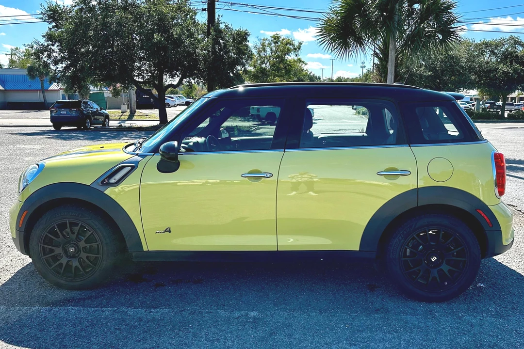2011 Mini Countryman 1st Gen - Image 3 of 31
