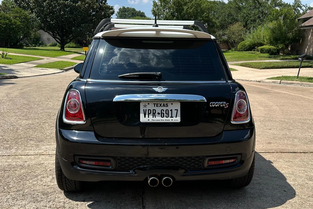 2011 Mini Mini 2nd Gen - Image 5 of 31