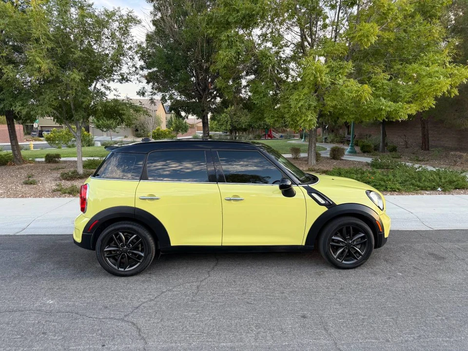 2011 Mini Mini 2nd Gen - Image 3 of 10