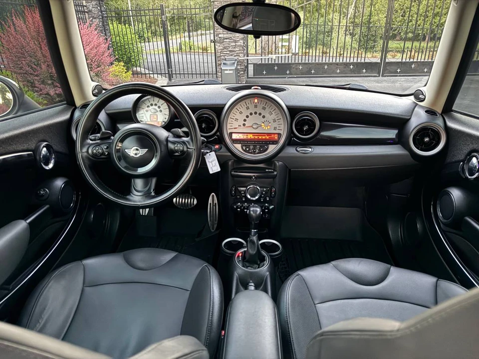 2011 Mini Mini 2nd Gen - Image 12 of 16