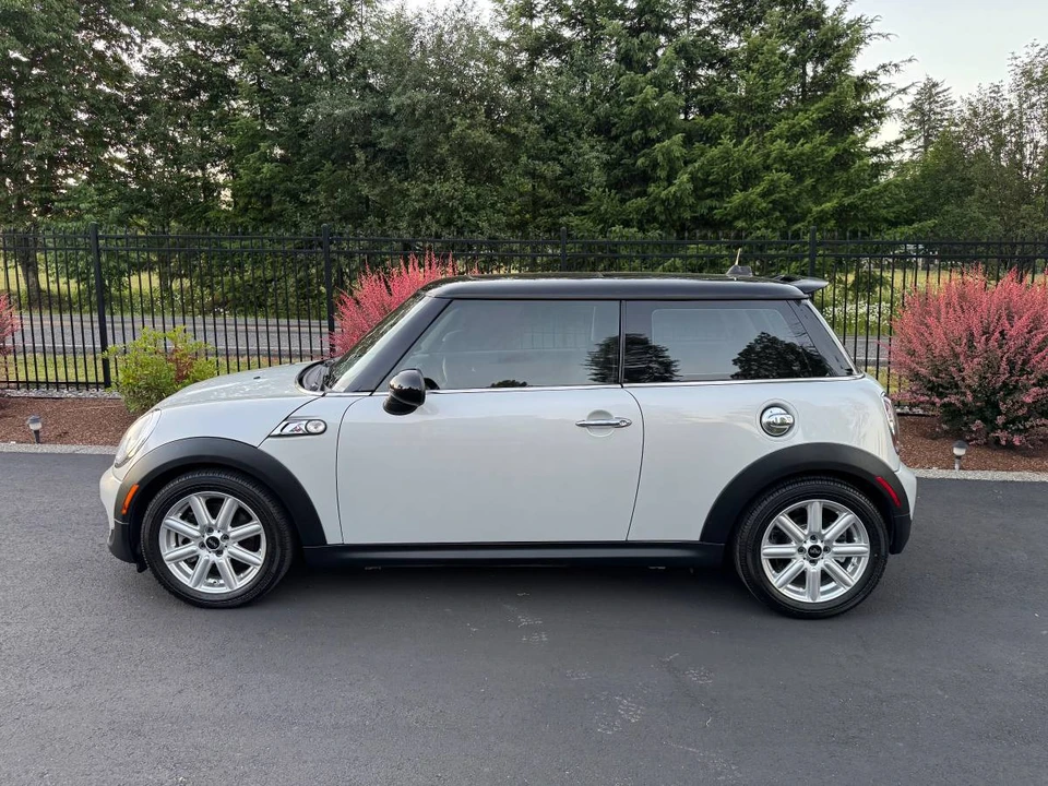 2011 Mini Mini 2nd Gen - Image 5 of 16