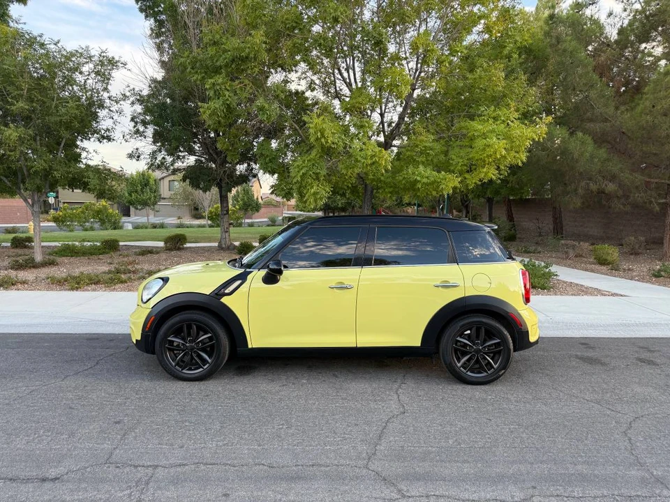 2011 Mini Mini 2nd Gen - Image 4 of 10