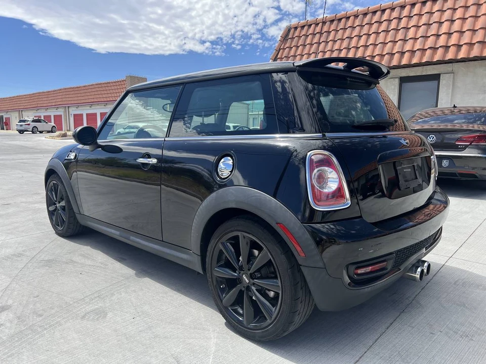 2011 Mini Mini 2nd Gen - Image 3 of 12