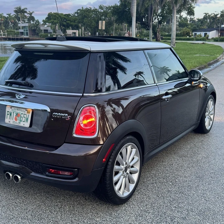 2011 Mini Mini 2nd Gen - Image 11 of 21