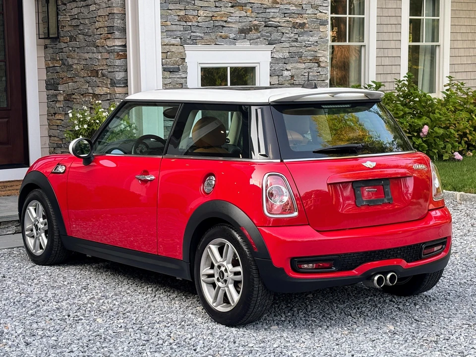 2011 Mini Mini 2nd Gen - Image 11 of 31