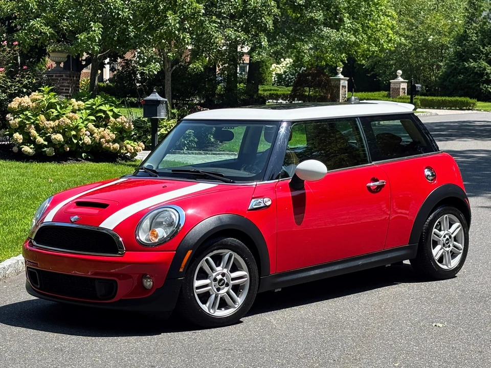 2011 Mini Mini 2nd Gen - Image 18 of 31