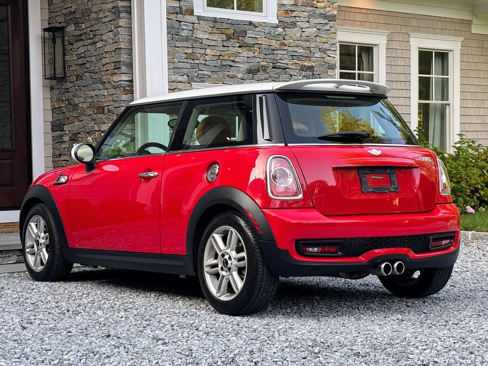 2011 Mini Mini 2nd Gen - Image 12 of 31