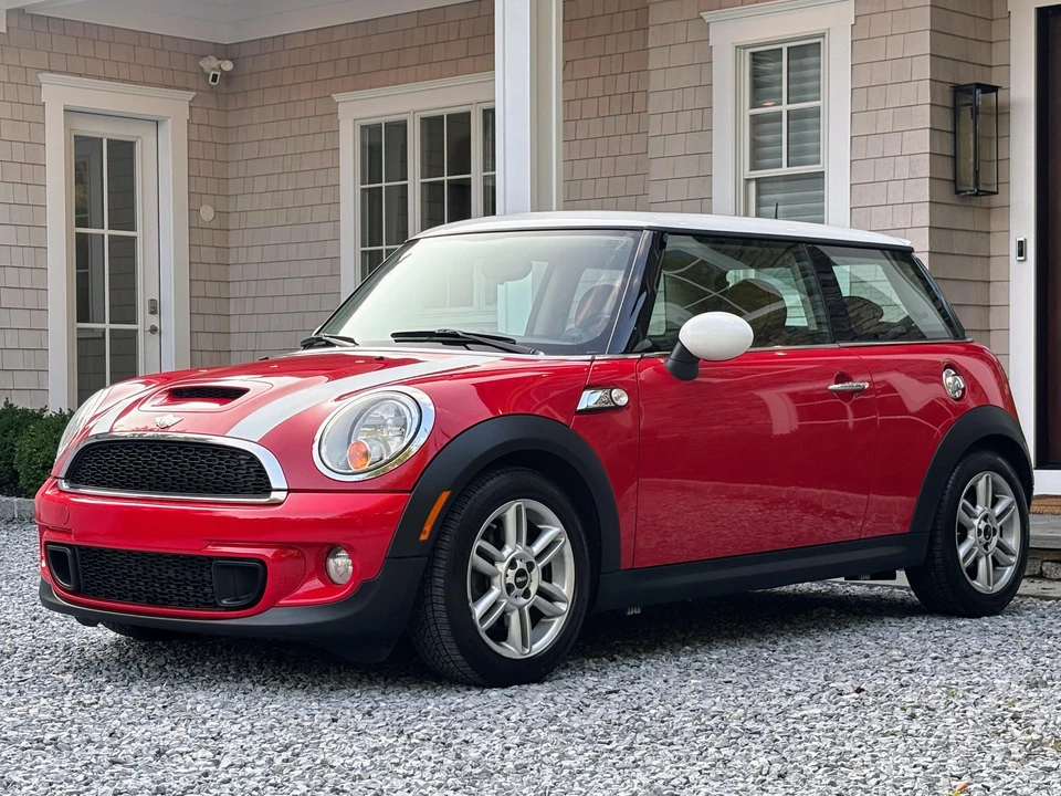 2011 Mini Mini 2nd Gen - Image 9 of 31