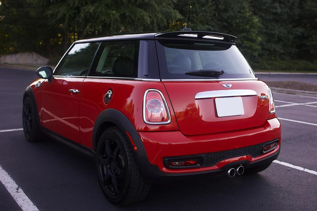 2011 Mini Mini 2nd Gen - Image 4 of 31