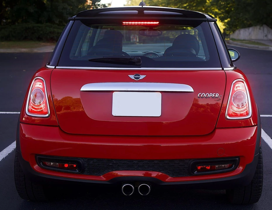 2011 Mini Mini 2nd Gen - Image 11 of 31